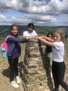 yr6g